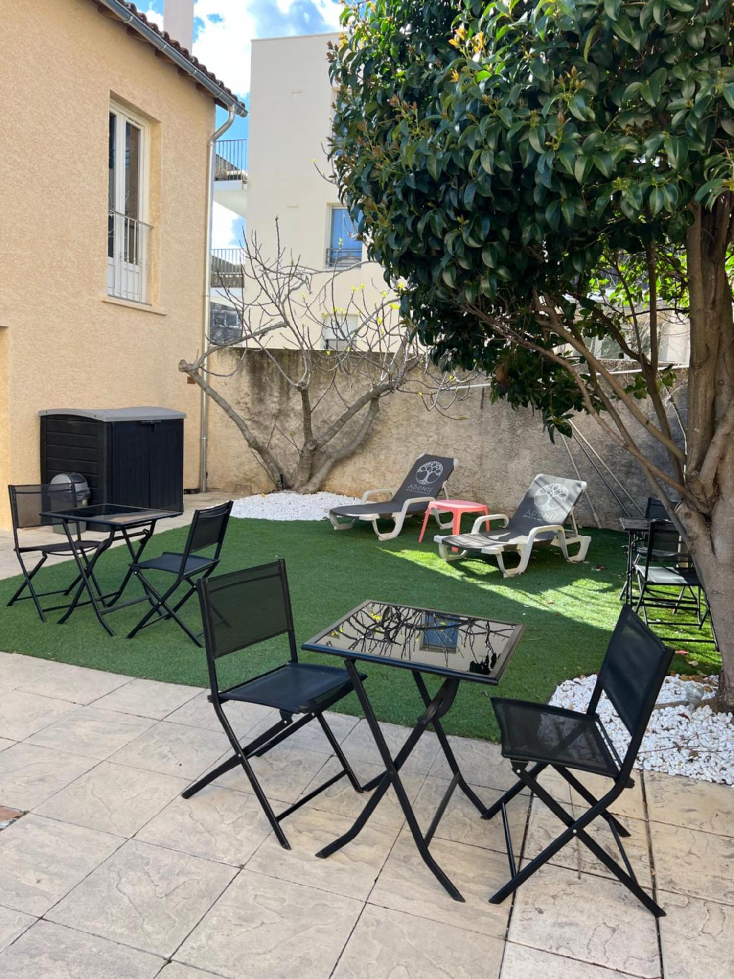 Adonis Arc Hotel Aix Aix-en-Provence Exterior foto